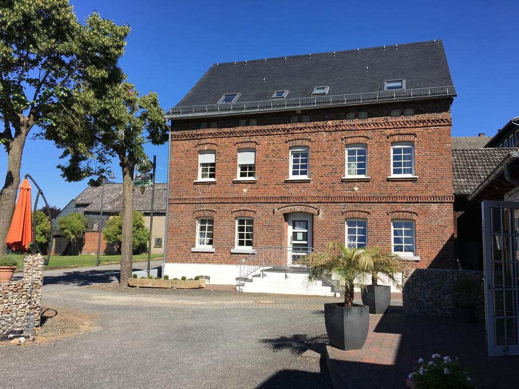 Village Hotel Lautzenhausen Exterior photo